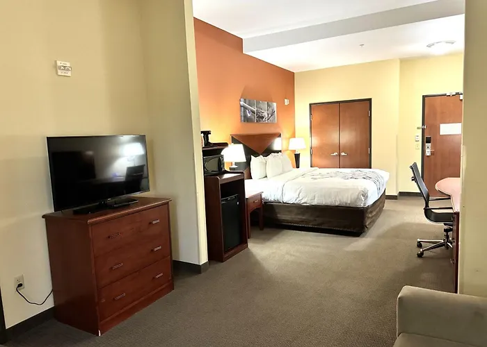 Sleep Inn & Suites Madison - Monona