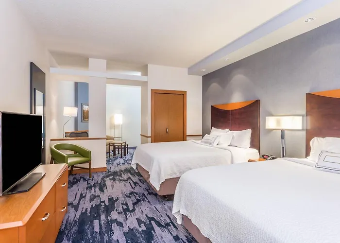 Fairfield Inn And Suites By Marriott Madison East